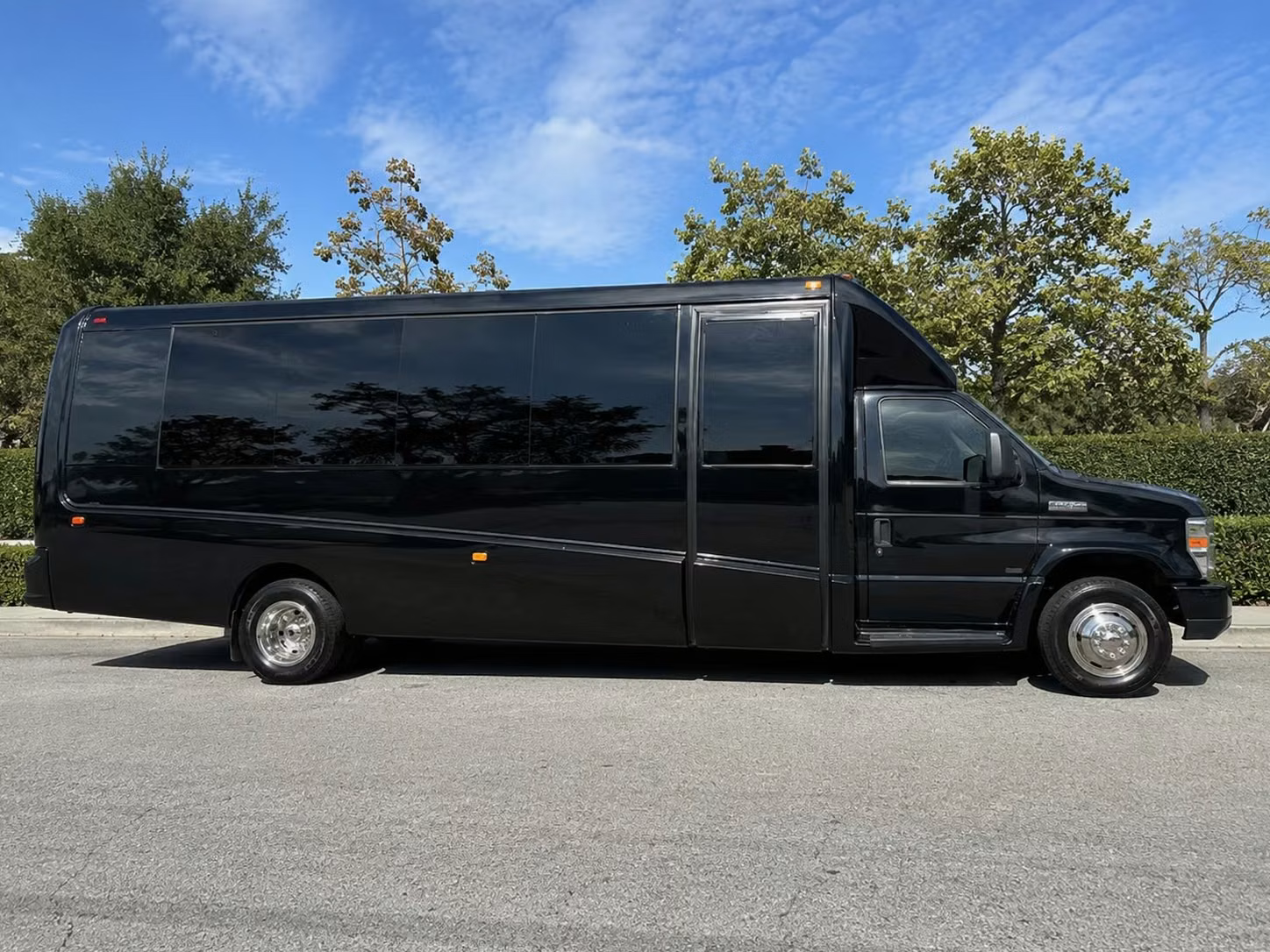 pico rivera concert transportation