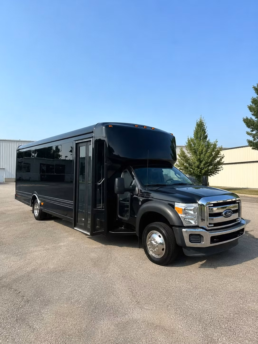 quinceanera party bus rentals in pico rivera california