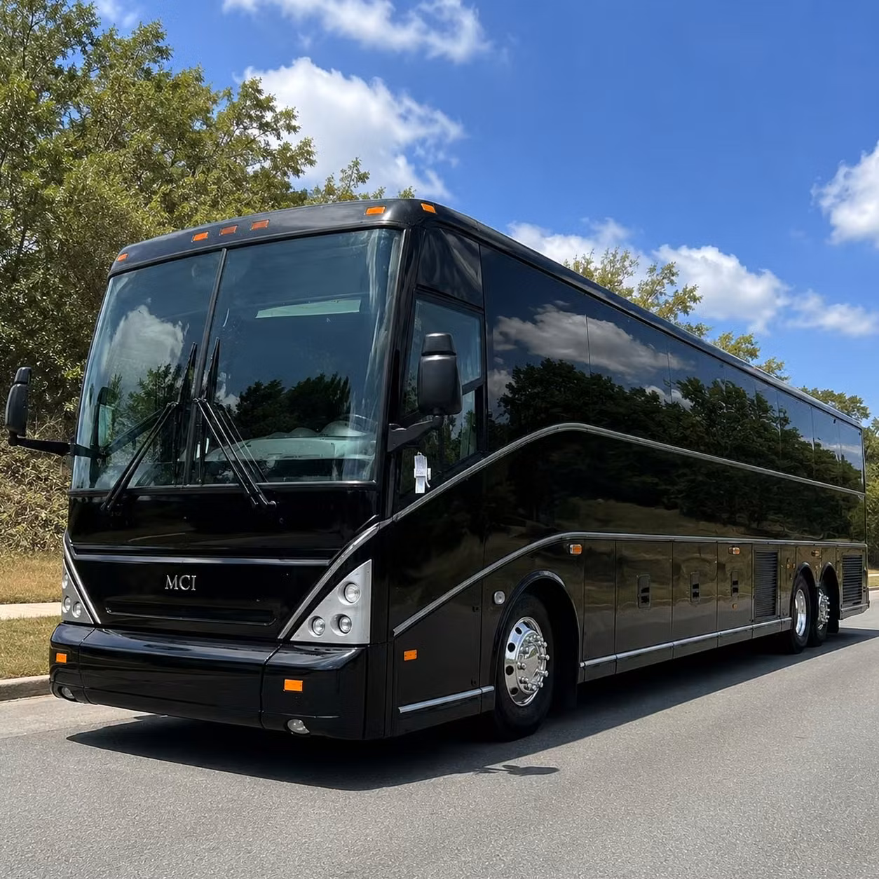 reliable charter bus transportation for pico rivera city and county government agencies